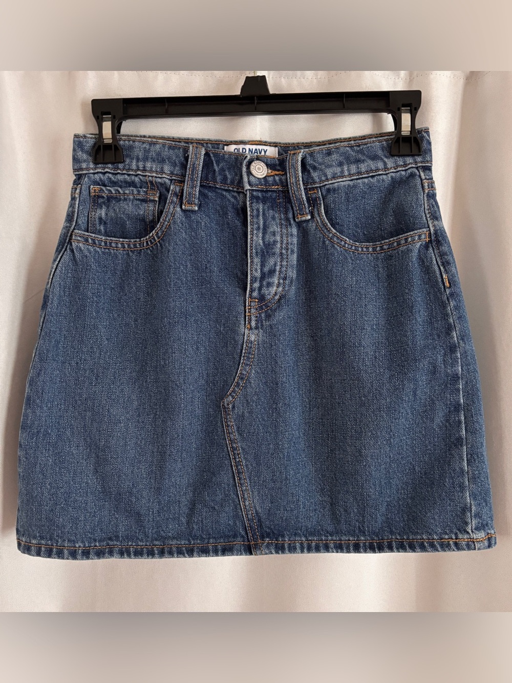 Old Navy Girl’s Blue Denim Mini Skirt ~ Size 10-12
